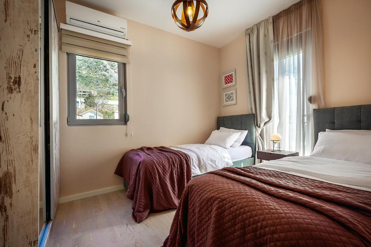 2Montenegro Limeta Apartments With Pool Kotor Exterior foto